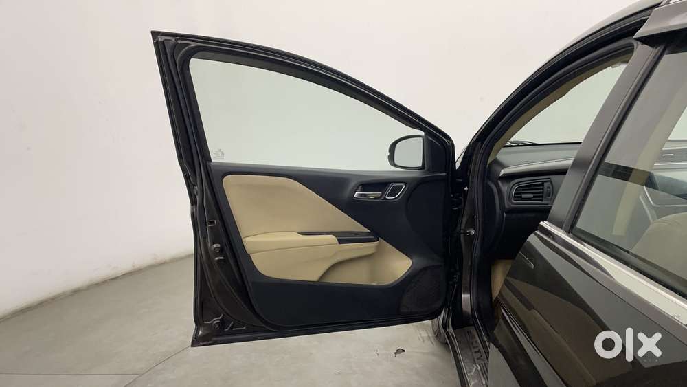 Honda City I-vtec V, 2022, Petrol