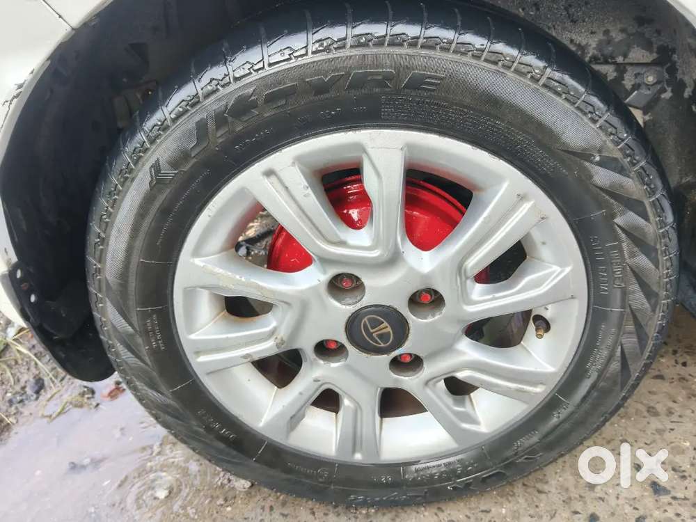 Tata Tiago 1.2 Revotron Top Model ( Cng & Alloy Wheels)