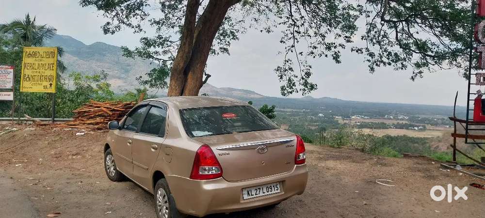Toyota Etios 2012  Diesel 136000 Km Driven (dh Re Registration )