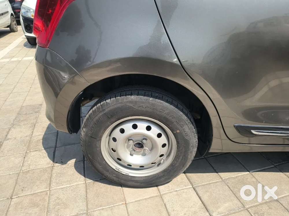 Maruti Suzuki Swift Lxi, 2019, Petrol