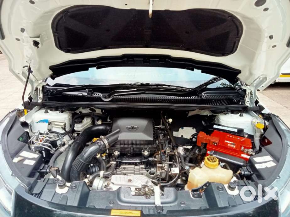 Tata Nexon 1.5 Revotorq Xm (s), 2023, Petrol