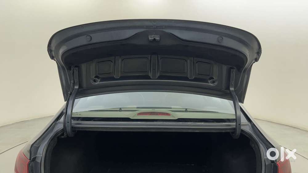 Hyundai Verna 1.5 Sx (o) Vtvt Ivt, 2021, Petrol