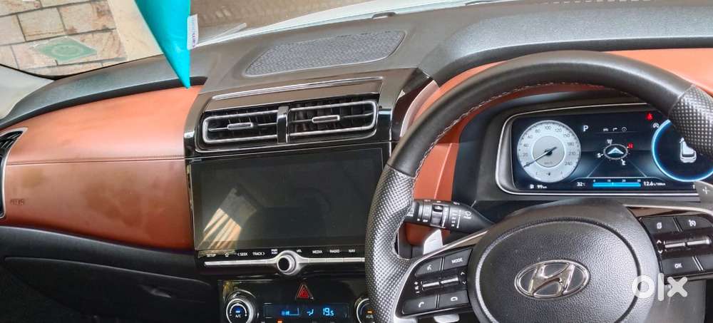 Hyundai Alcazar, 2023, Petrol