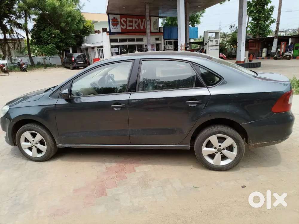 Skoda Rapid 2016 Model Top Model Single 0wner