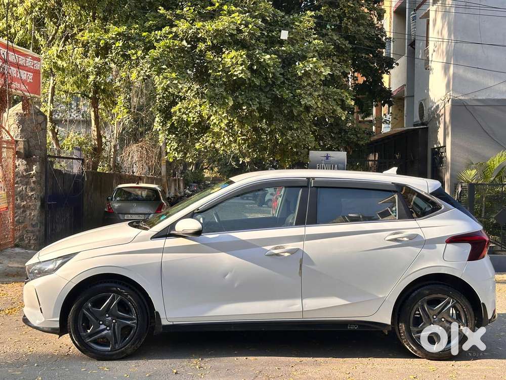 Hyundai I20 Sportz 1.2 Mt, 2022, Cng & Hybrids
