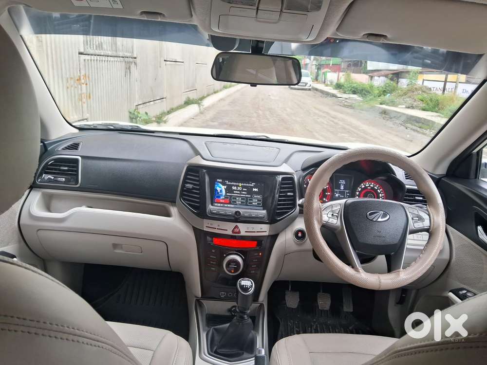 Mahindra Xuv300 W8, 2022, Petrol