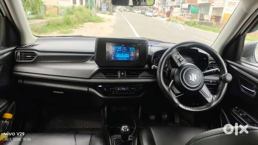 Maruti Suzuki Swift Vxi(o) 2024