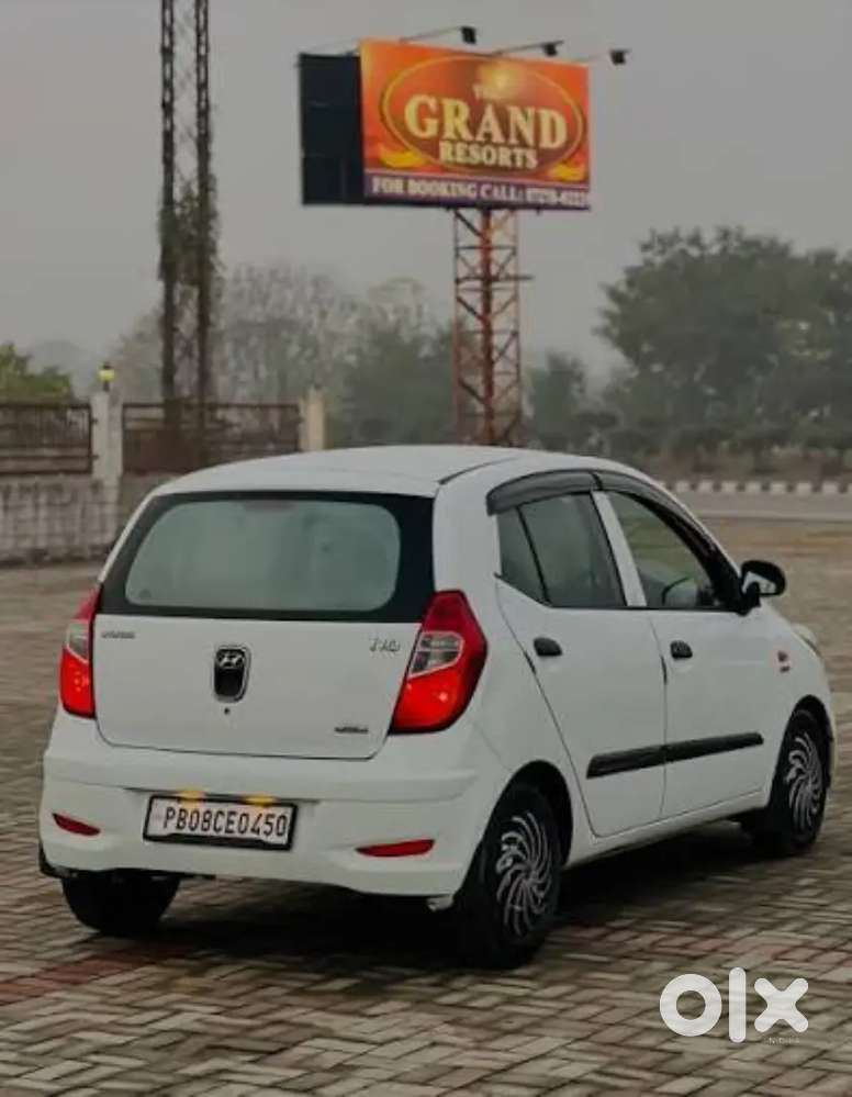Hyundai I10 2012 Petrol 100000 Km Driven