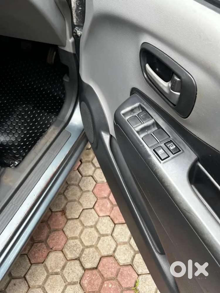 Full Option Good Condition Car