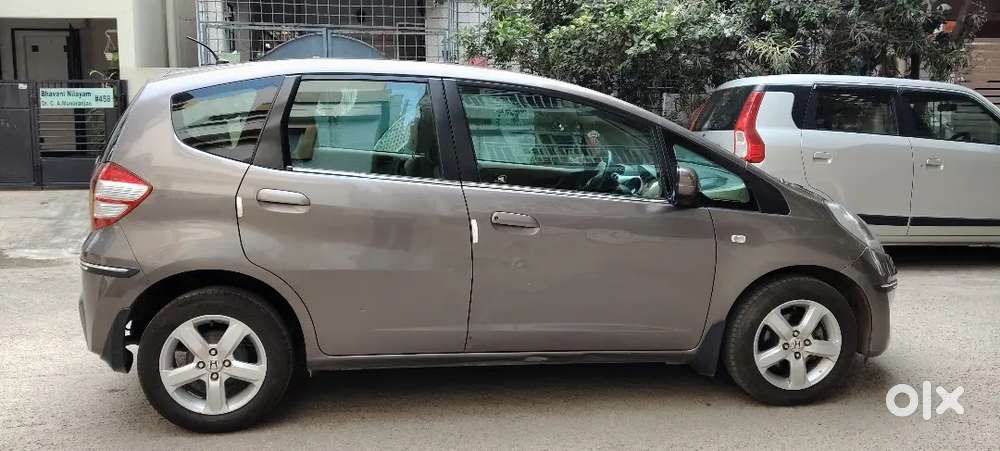 Honda Jazz 2012 Petrol Well Maintained
