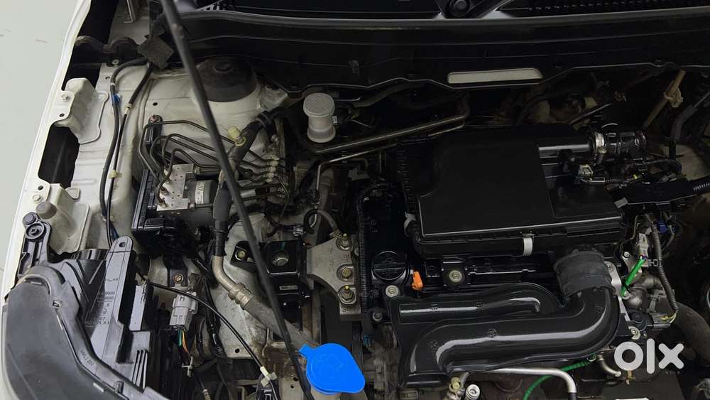 Maruti Suzuki Vitara Brezza 1.5 Zxi Plus At Dual Tone, 2022, Petrol