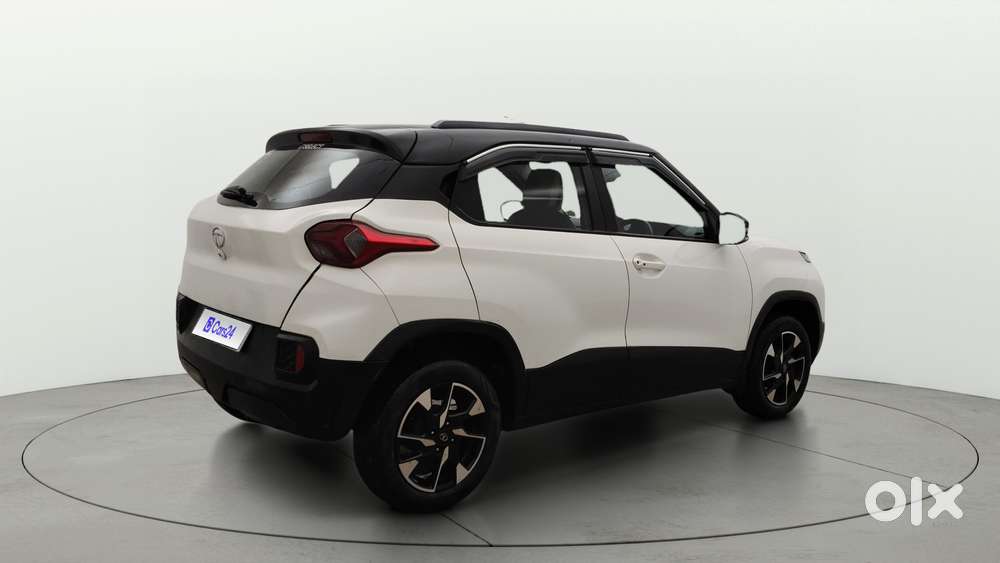 Tata Punch 1.2 Revotron Creative Amt Dual Tone, 2022, Petrol