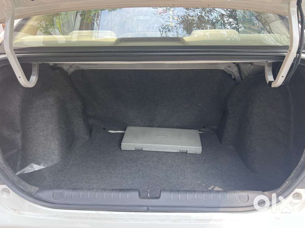 Honda Amaze 2nd Gen Vx, 2018, Petrol