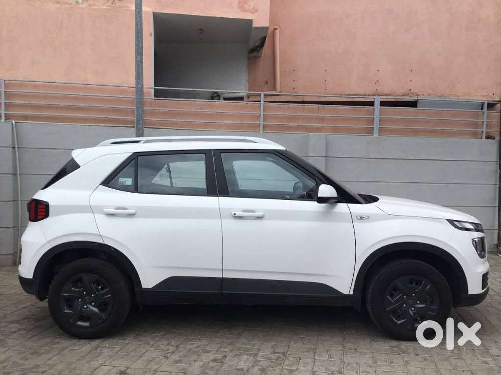 Hyundai Venue S Mt 1.2 Kappa, 2025, Petrol