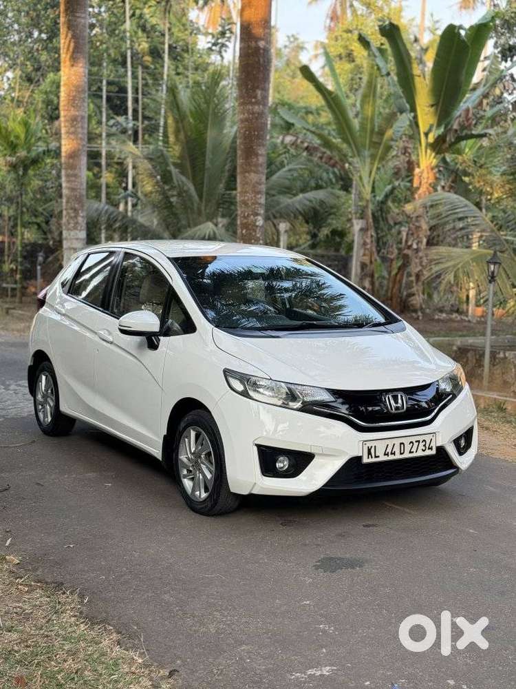 Honda Jazz V Automatic, 2015, Petrol