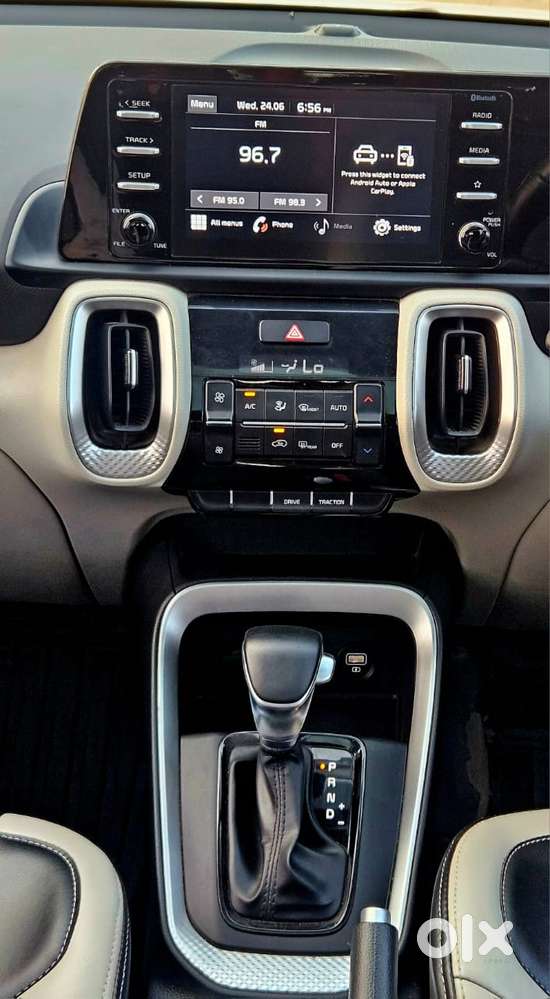 Kia Sonet Htx D, 2023, Petrol
