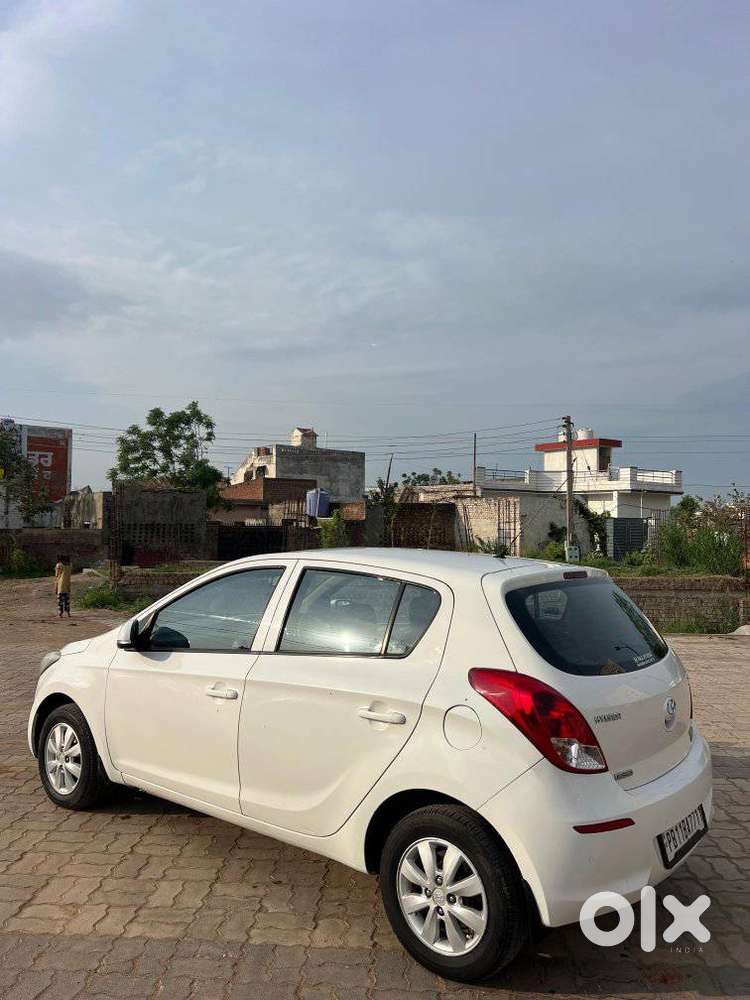 Hyundai I20 Sportz 1.2 Bs-iv, 2012, Diesel