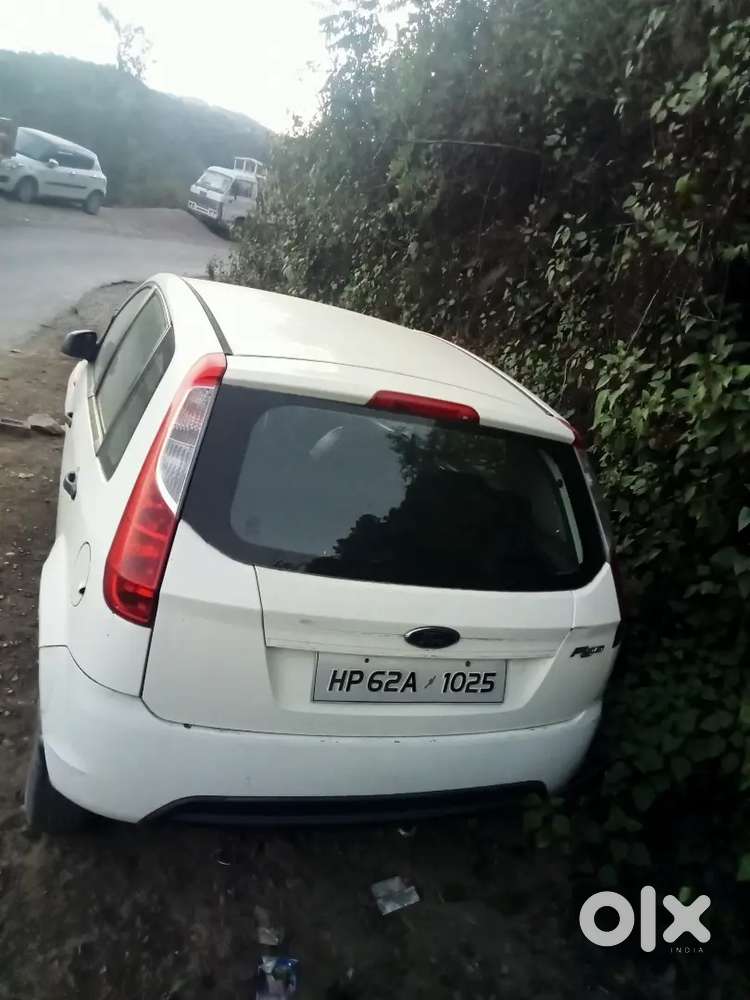 Ford Figo 2011 Petrol 100000 Km Driven