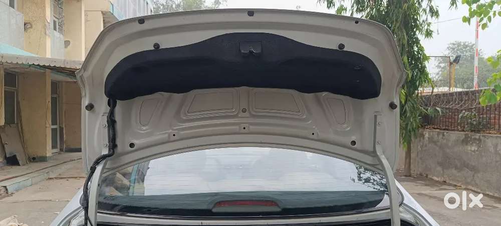 Hyundai Verna Petrol 2017 Car