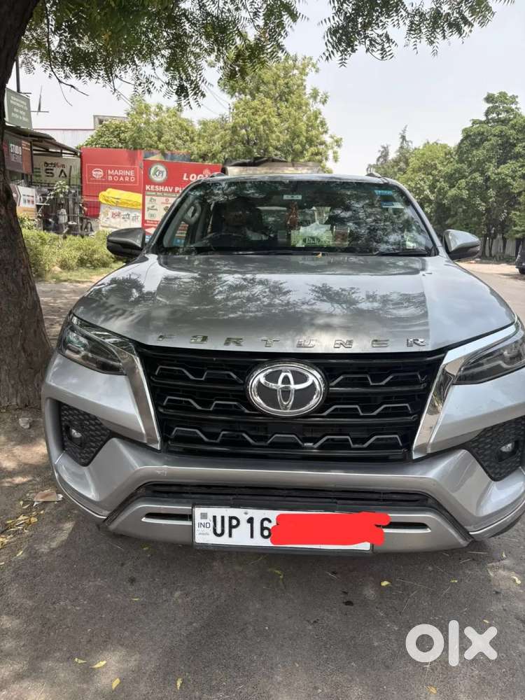 Toyota Fortuner, 2023, Petrol