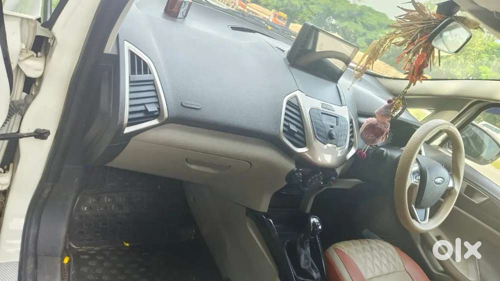 We'll Maintained:ford Ecosport 2013 Petrol