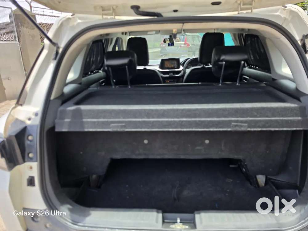 Maruti Suzuki Brezza Vx 2023