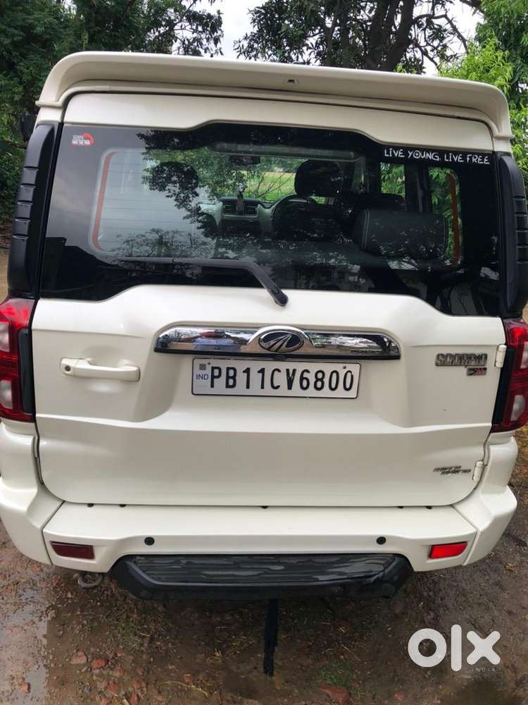 Mahindra Scorpio Classic 2019 Diesel 145167 Km Driven