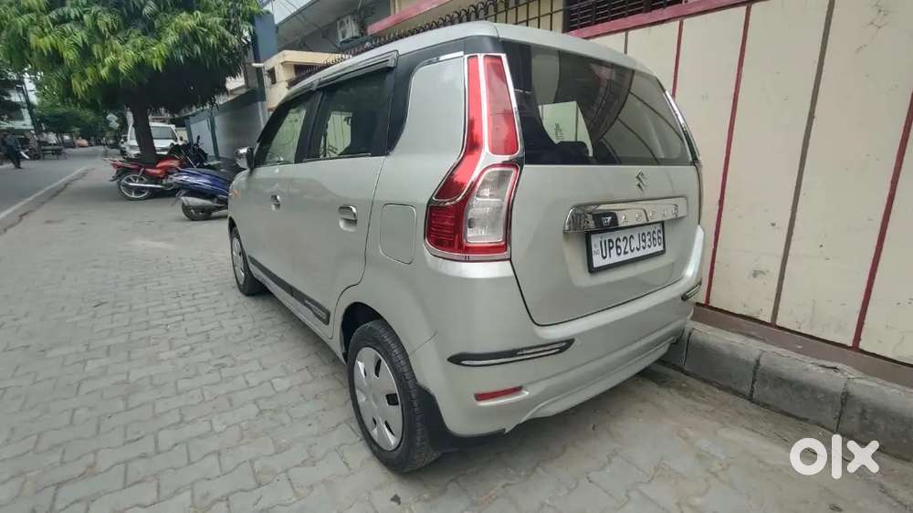 Well Maintained Family Used Car Bs6