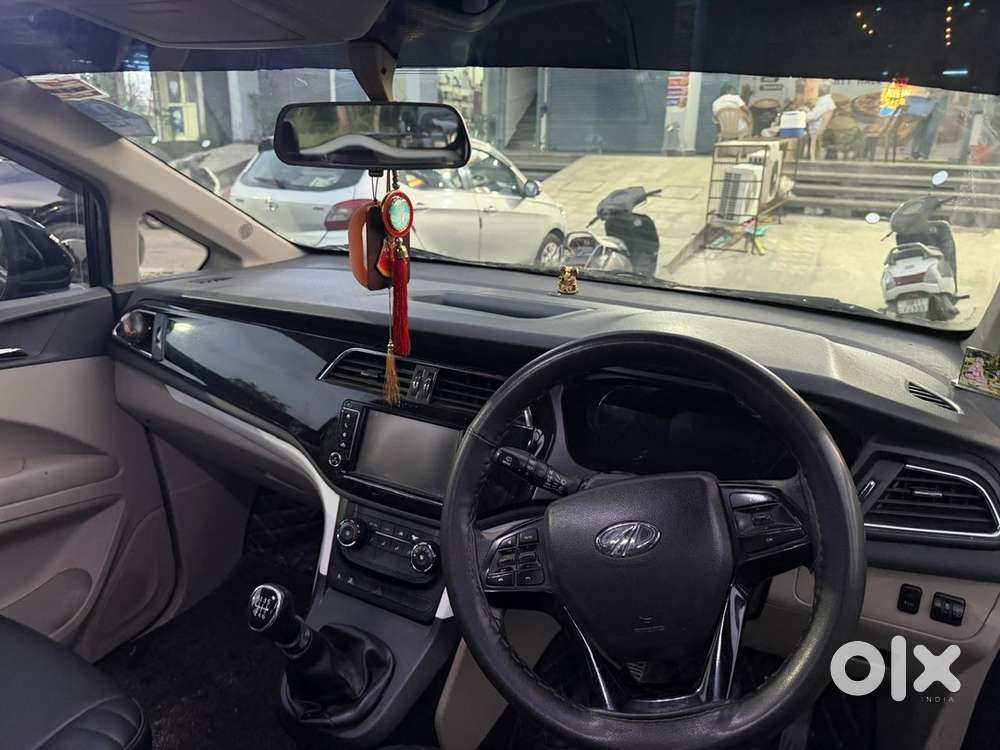 Mahindra Marazzo Diesel 2019