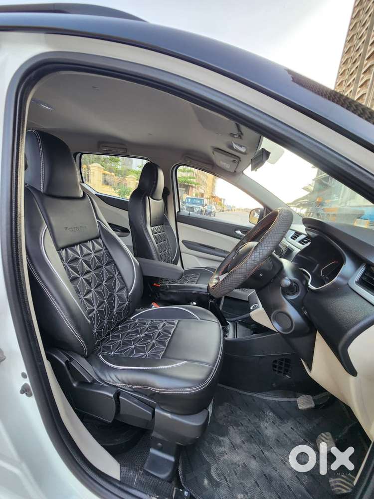 Renault Triber Rxz, 2024, Petrol