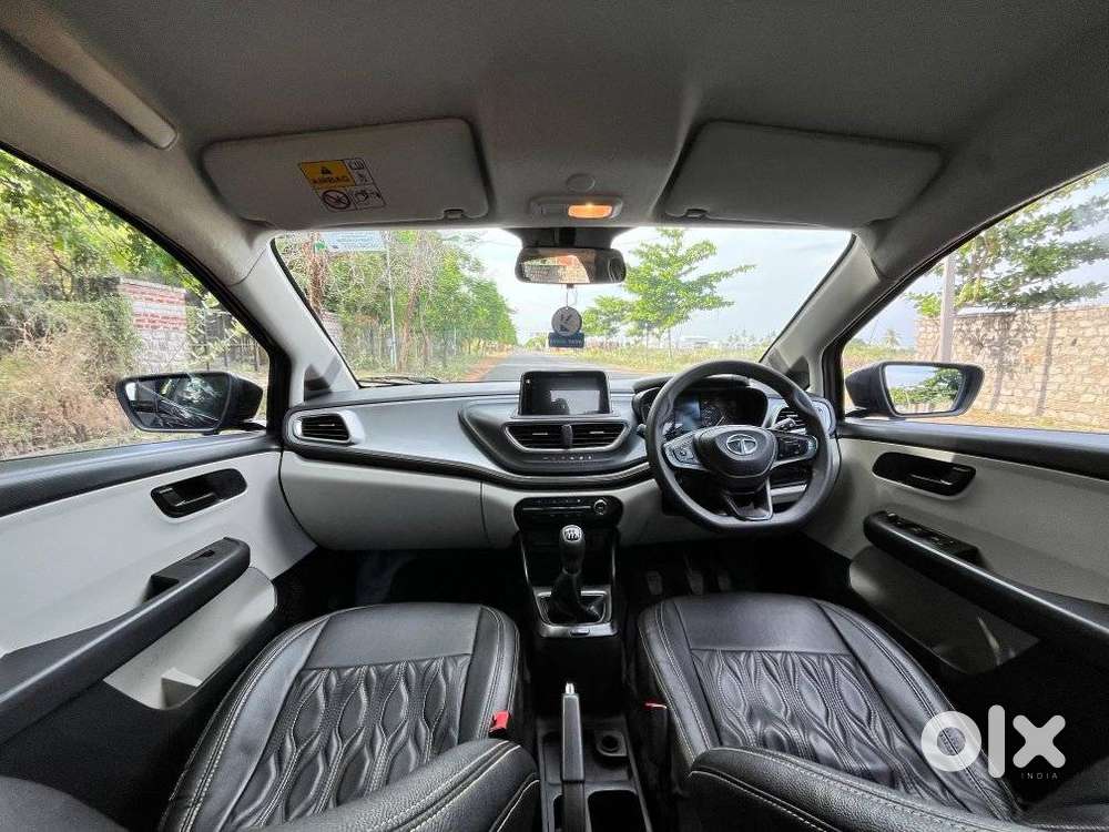 Tata Altroz, 2021, Petrol
