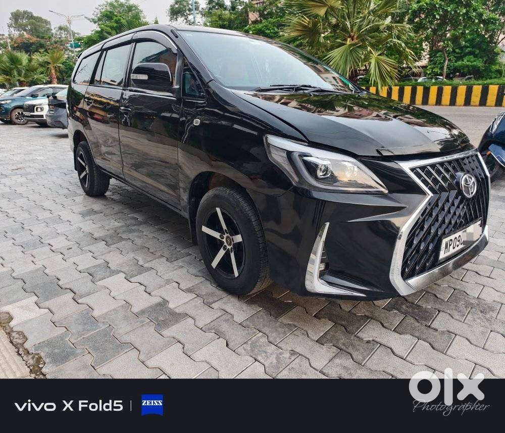 Toyota Innova 2.5 E 7 Str, 2009, Diesel