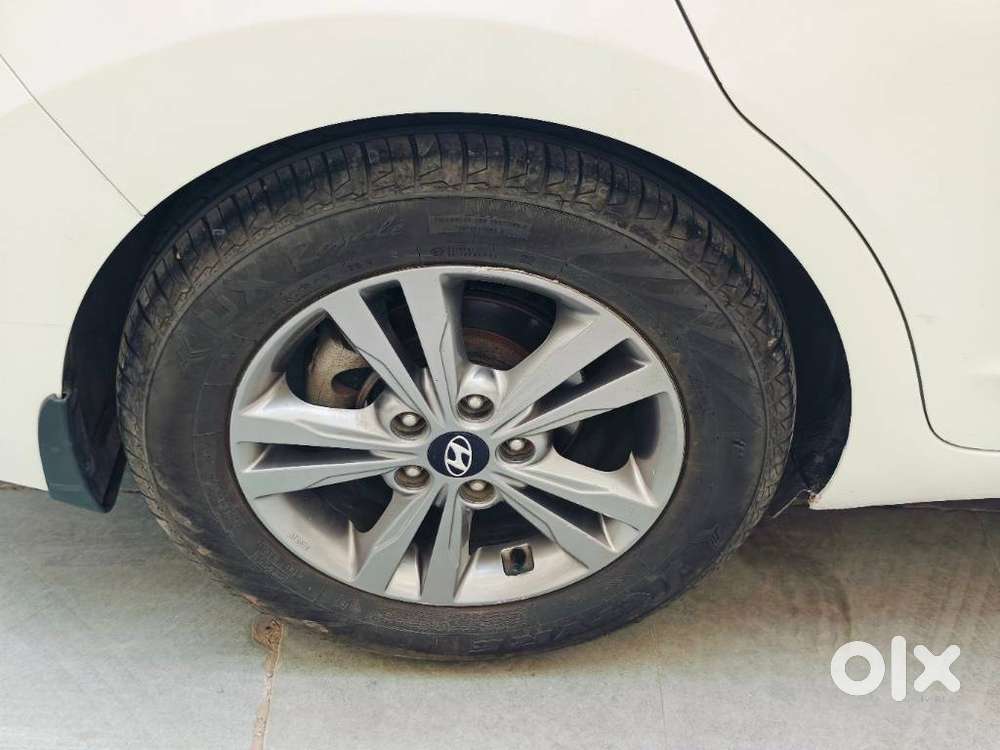 Hyundai Elantra 1.6 Sx Option At, 2018, Petrol