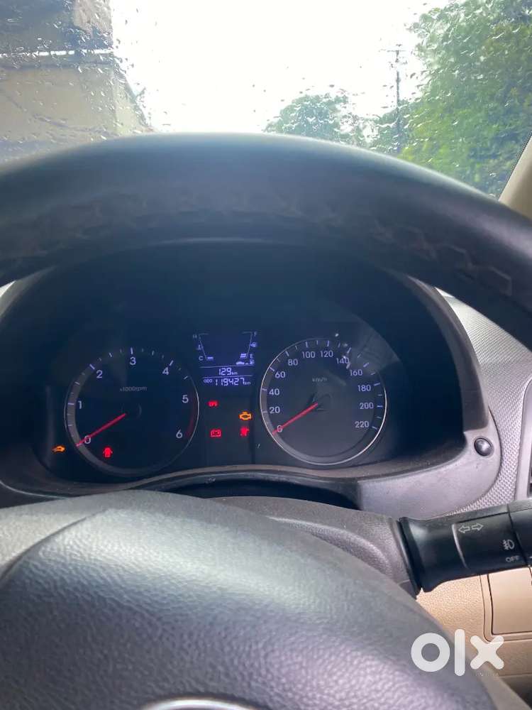 Hyundai Verna Crdi 2013 Model