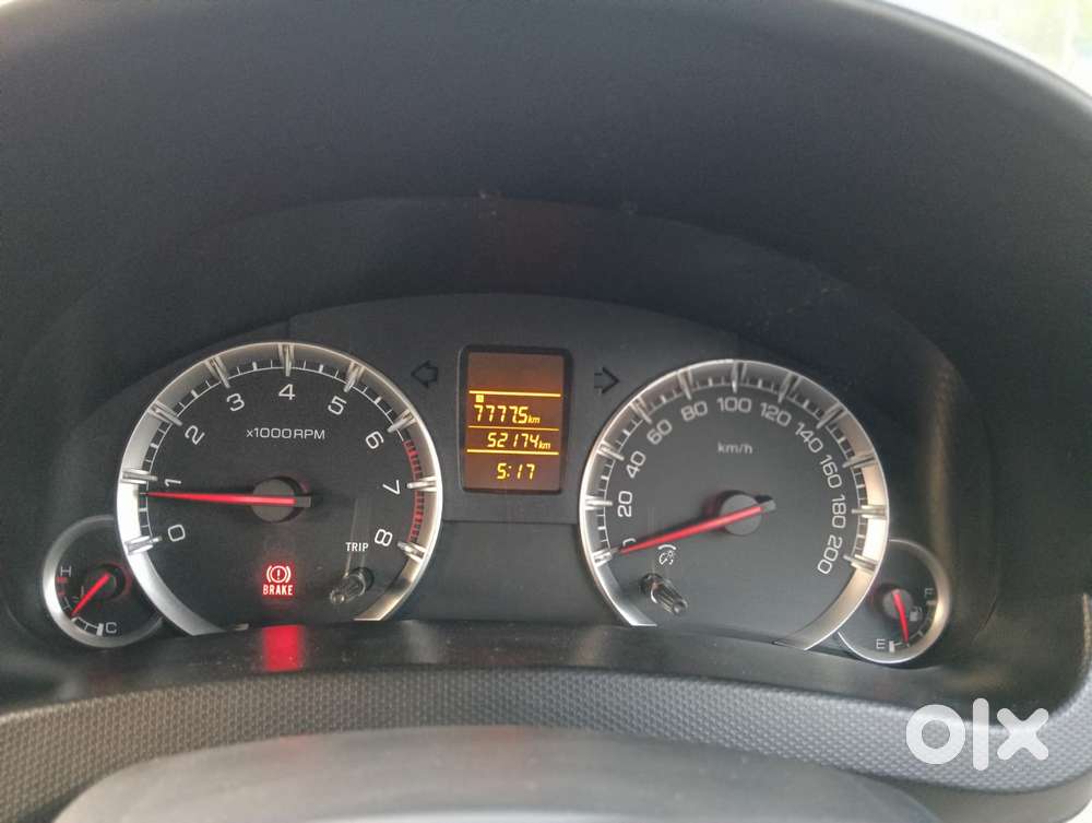 Maruti Suzuki Swift Dzire 1.2 Vxi Bsiv, 2013, Petrol