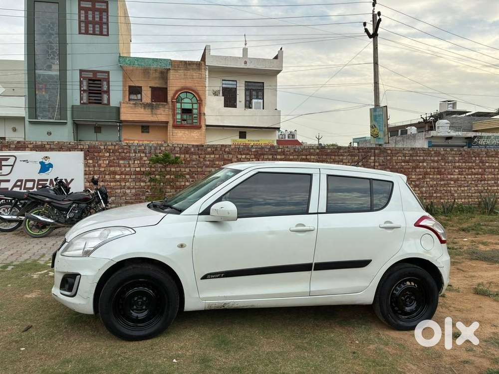 Maruti Suzuki Swift 2016 Petrol Well Maintained