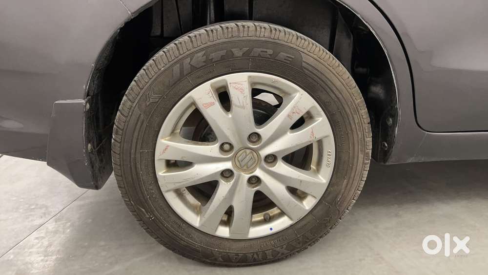 Maruti Suzuki Ertiga Vxi At, 2017, Petrol