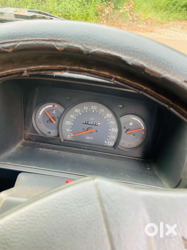 Maruti Suzuki Omni 2013