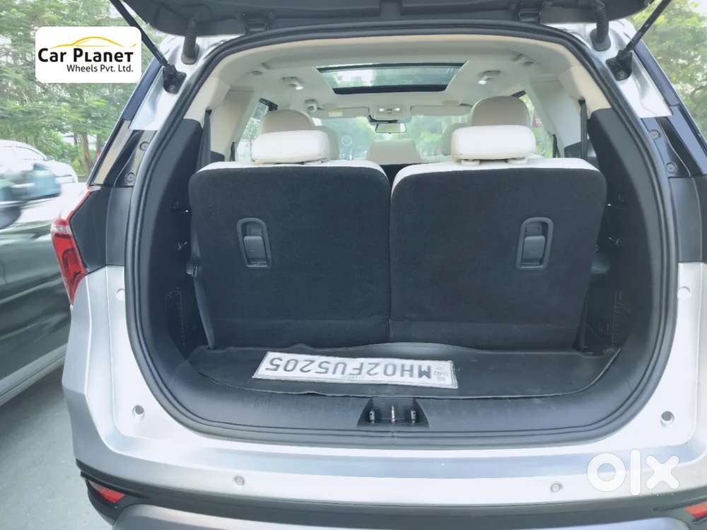Mahindra Xuv700 2.2 Ax 7 Diesel At Luxury Pack Str Awd, 2022, Diesel
