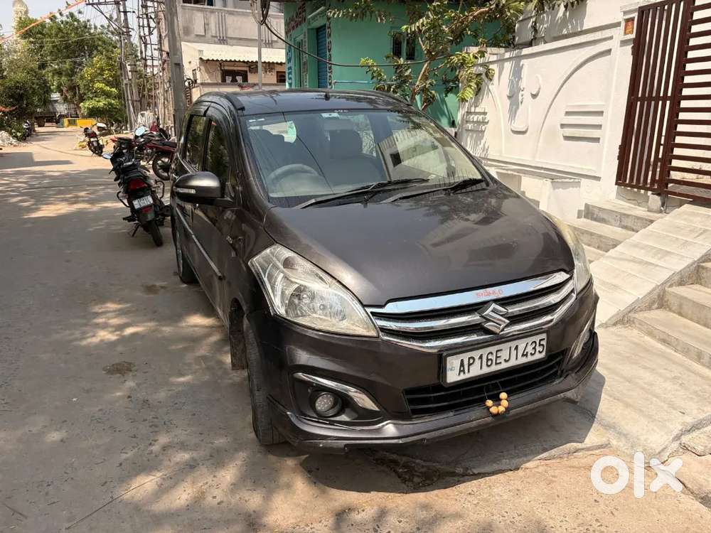 Single Hand Used Car Showroom Condition