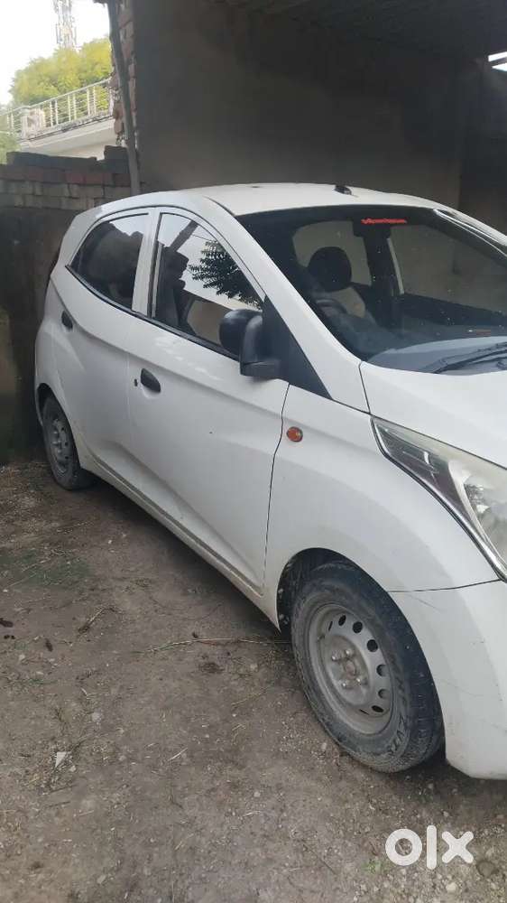 Hyundai Eon 2015 Petrol Well Maintained