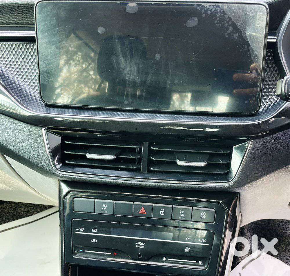 Skoda Kushaq 1.0 Tsi Style At (6 Airbags), 2023, Petrol