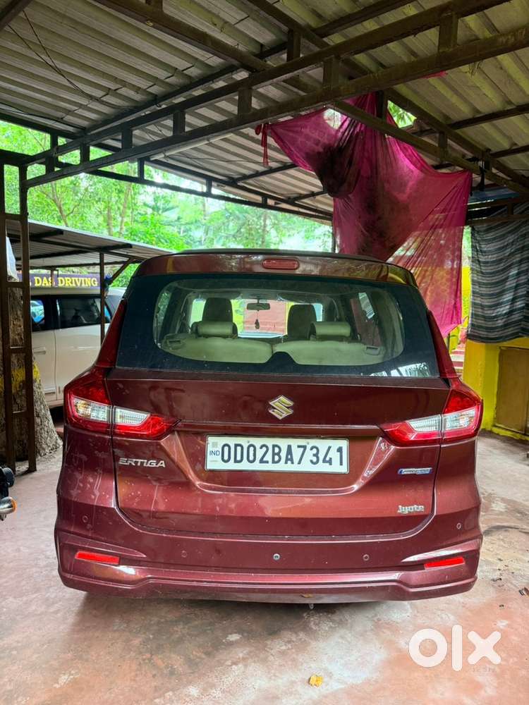 Maruti Suzuki Ertiga Petrol Well Maintained