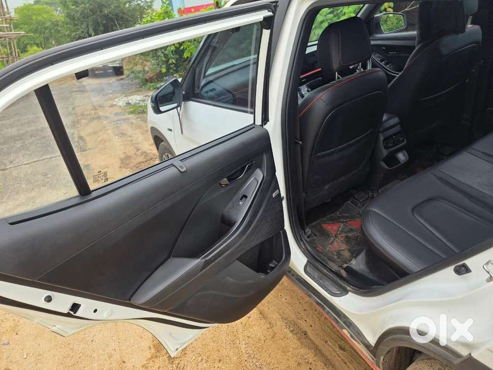 Hyundai Venue N Line 2024 Petrol Well Maintained