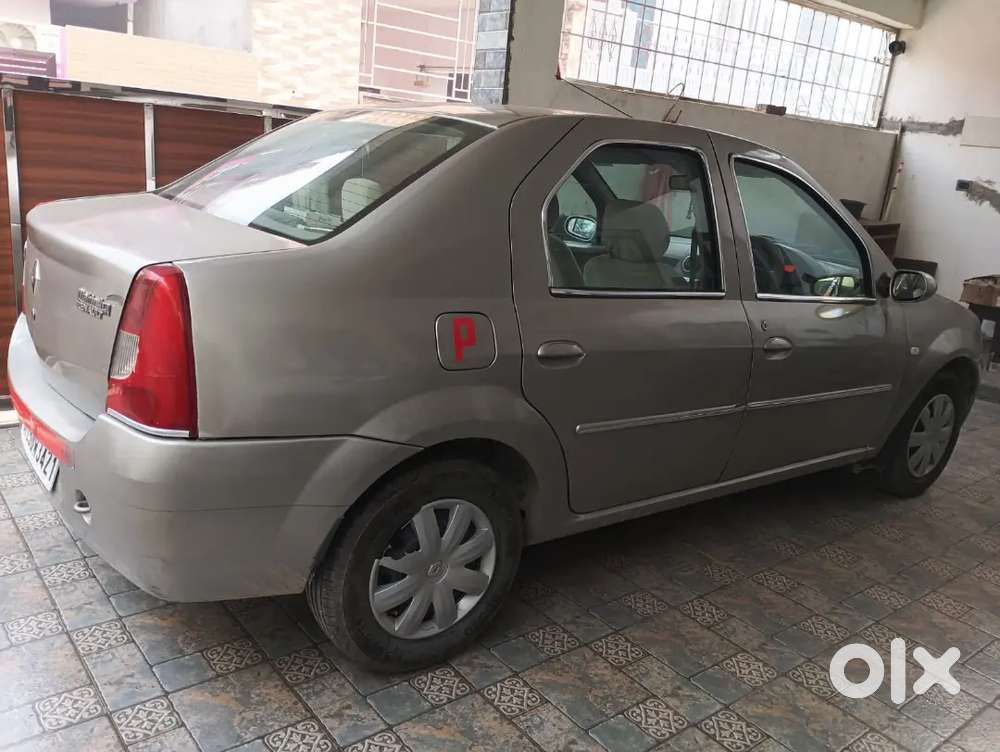 Mahindra Renault Logan 2008