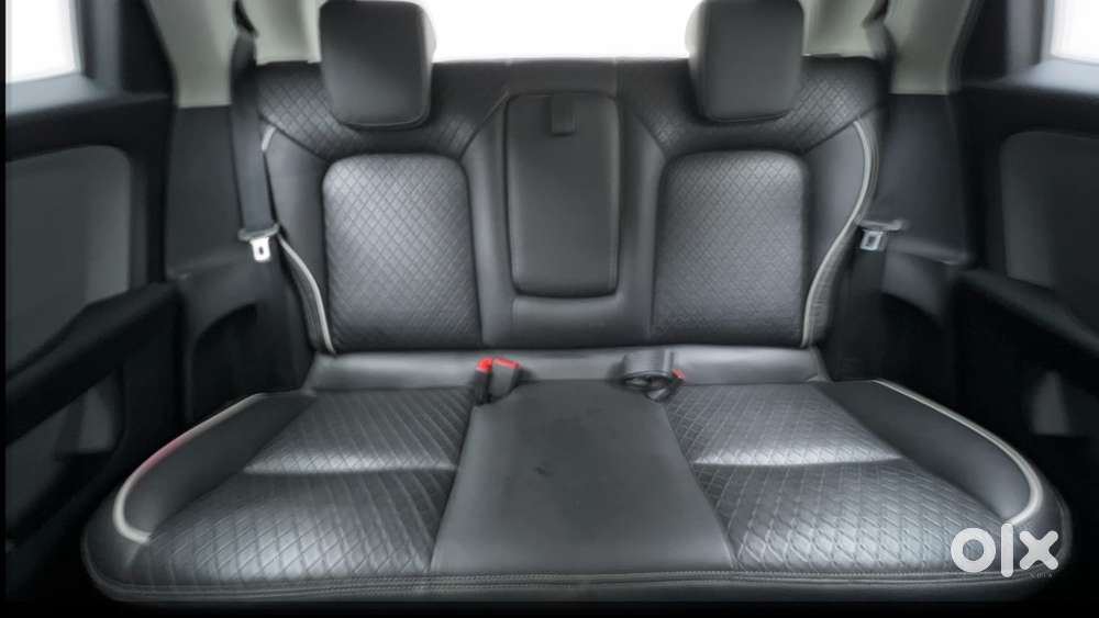 Tata Altroz Xz, 2020, Petrol