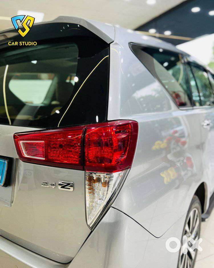 Toyota Innova Crysta [2020-ongoing] 2.4 Zx 7 Str, 2022, Diesel