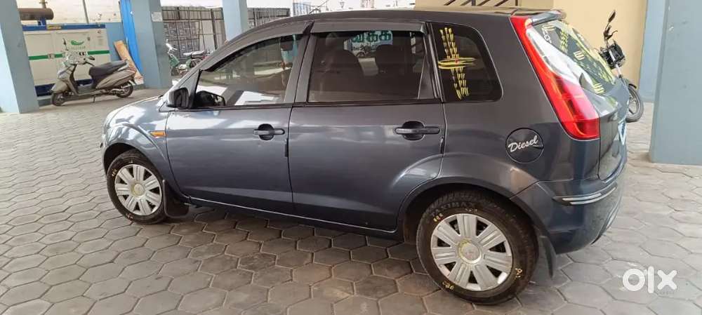 Ford Figo Diesel Zxi 2011 Car