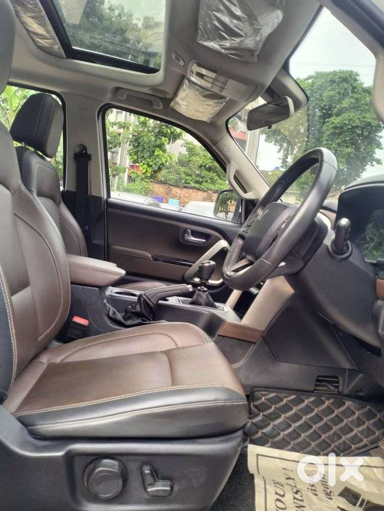 Mahindra Scorpio-n 2.2 Z8 L Diesel Mt 7 Str, 2025, Diesel