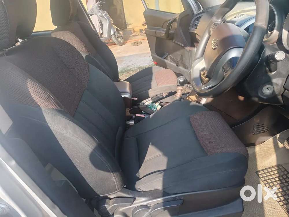 Mahindra Xuv500 2013 Diesel 95000 Km Driven